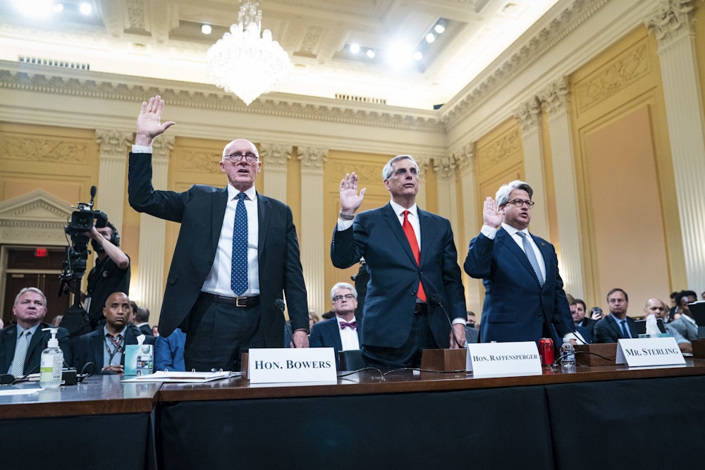 Featured Image used promote content for the user to open